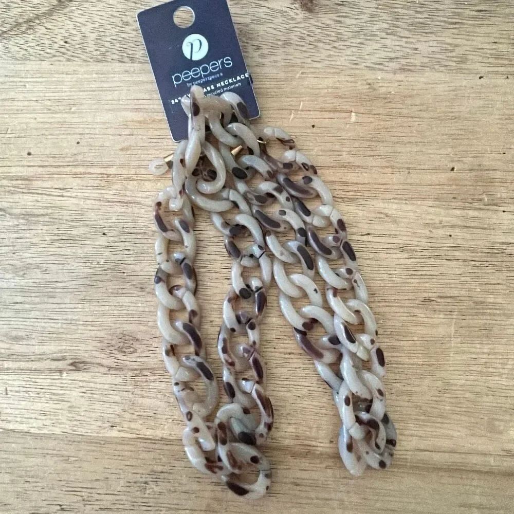 Peepers tortoiseshell eye eyeglass neck necklace chain